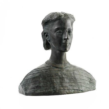 Busto de figura feminina